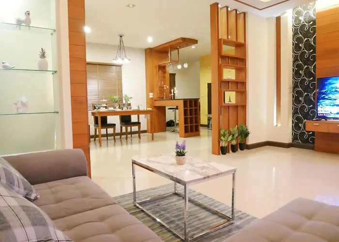 #3Bed #4Bath Close To Unity School And Airport