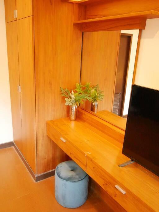 Holiday park #3bed #4bath Close To Unity School And Airport
